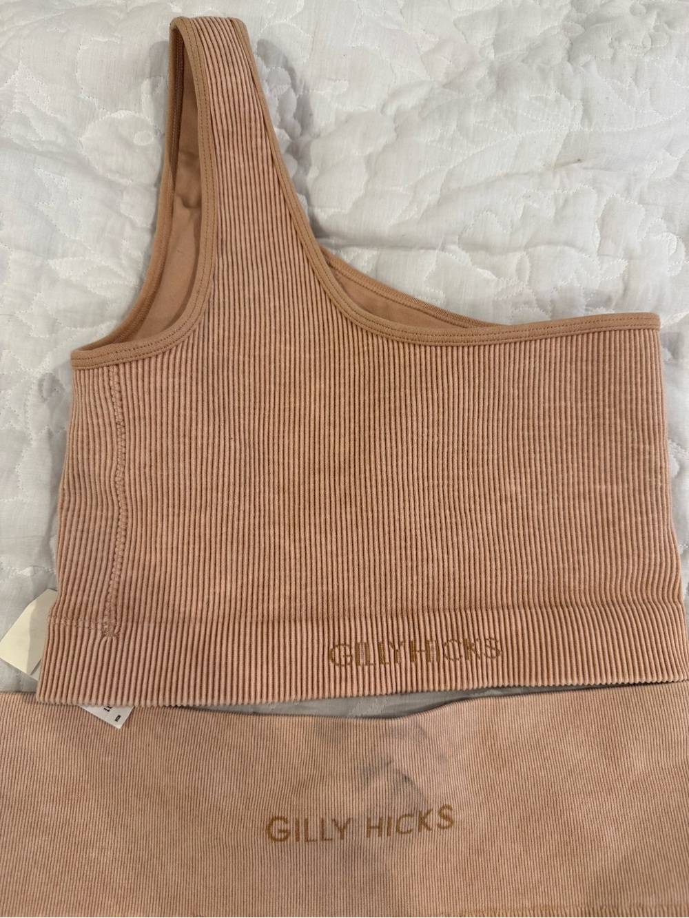 Gilly Hicks Seamless Set - Picture 4 of 5